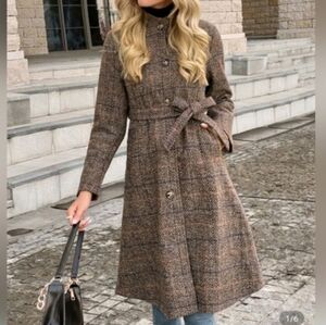 Stylish Plaid Belted Coat